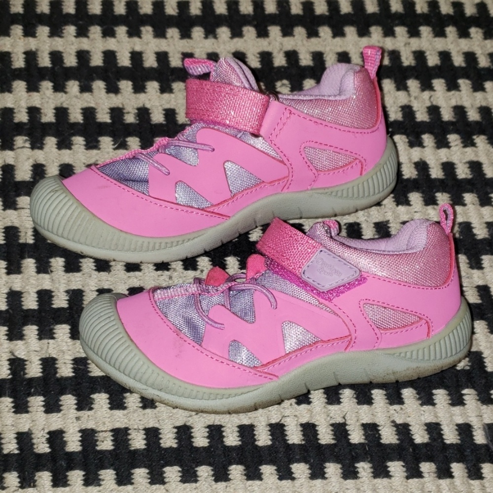 Maiden Girl Bump Toe sneaker